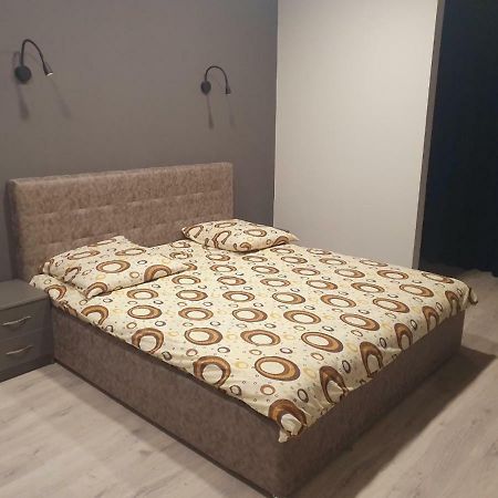 אוזהורוד Apartments Yes מראה חיצוני תמונה